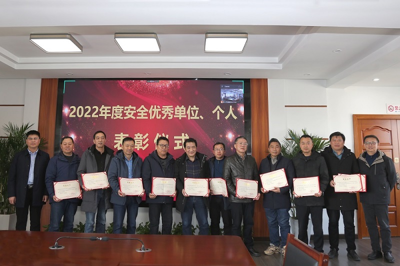 1676624368249468.jpg 3D1A2049.jpg