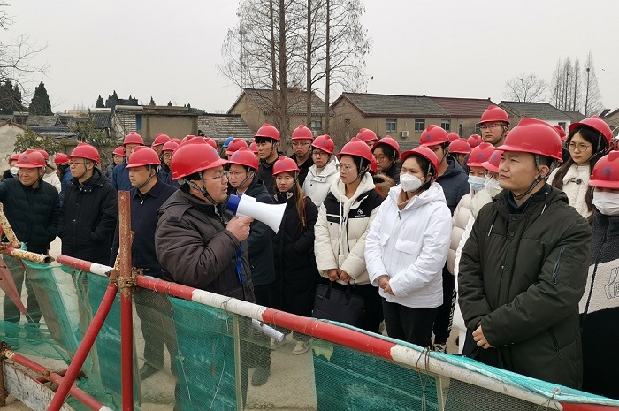 1677629455816372.jpg 1-700.jpg