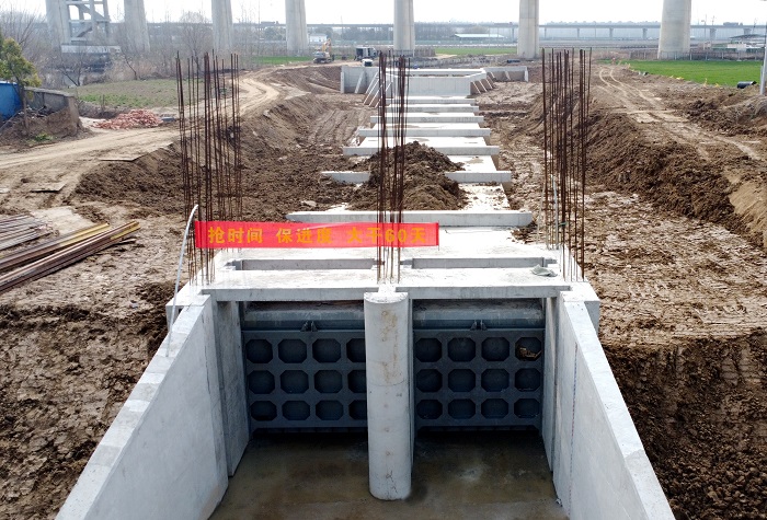 1677629941833856.jpg 4 -700.jpg