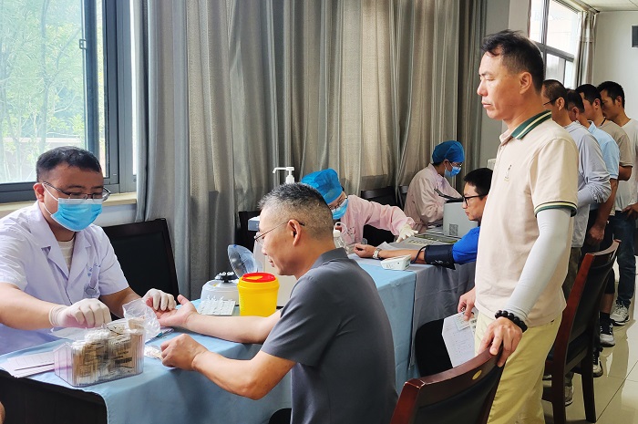 1691562449379227.jpg 献血照片3.jpg